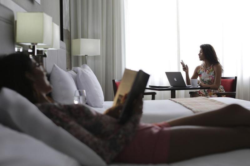 Casa Andina Premium Trujillo Hotell Encalada Exteriör bild